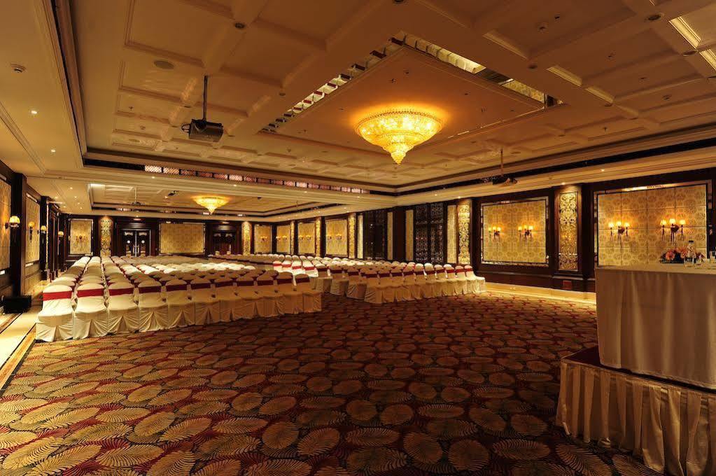 Mayfair Convention Bhubaneswar Exteriör bild