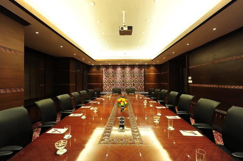Mayfair Convention Bhubaneswar Exteriör bild